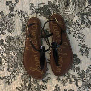SAM EDELMAN black patent SANDALS Women’s 4.5 or girls 2.5